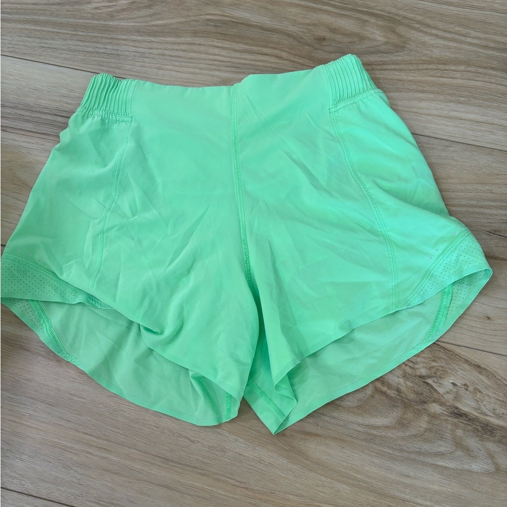 Lululemon Hotty Hot High-Rise Lined Short 4" Special Edition Scream Green